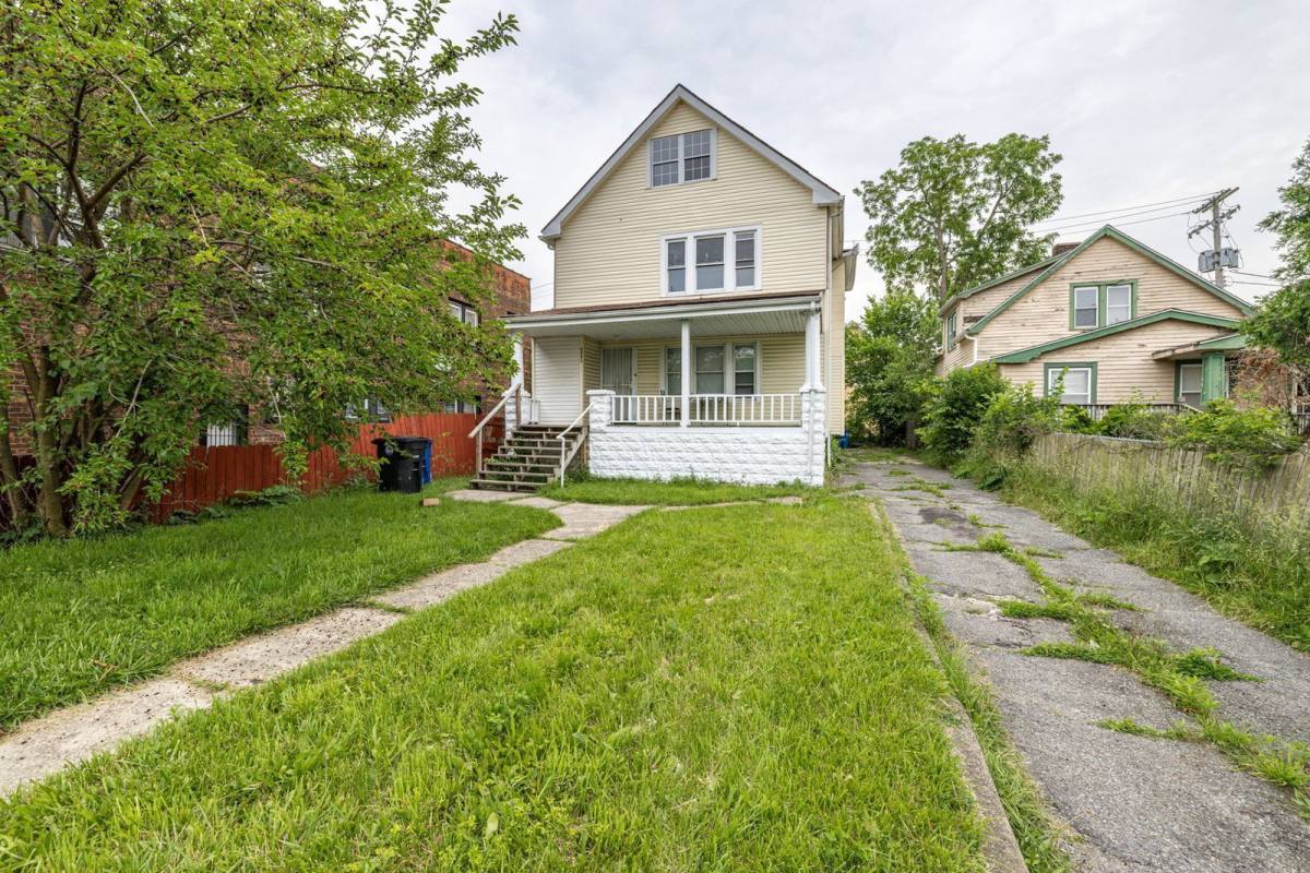 3691 E 116th St, Cleveland, OH 44105 - Apartment for Rent