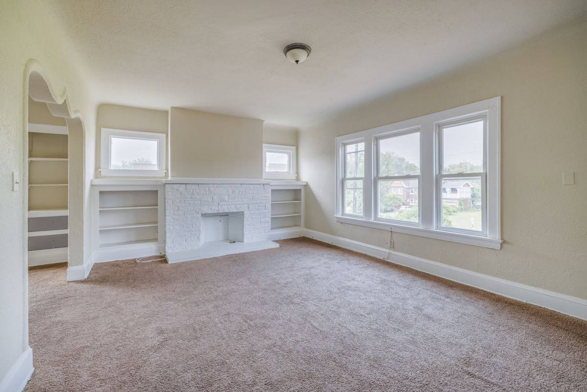 Apartment for rent at 3691 E 116th St, Cleveland, OH 44105