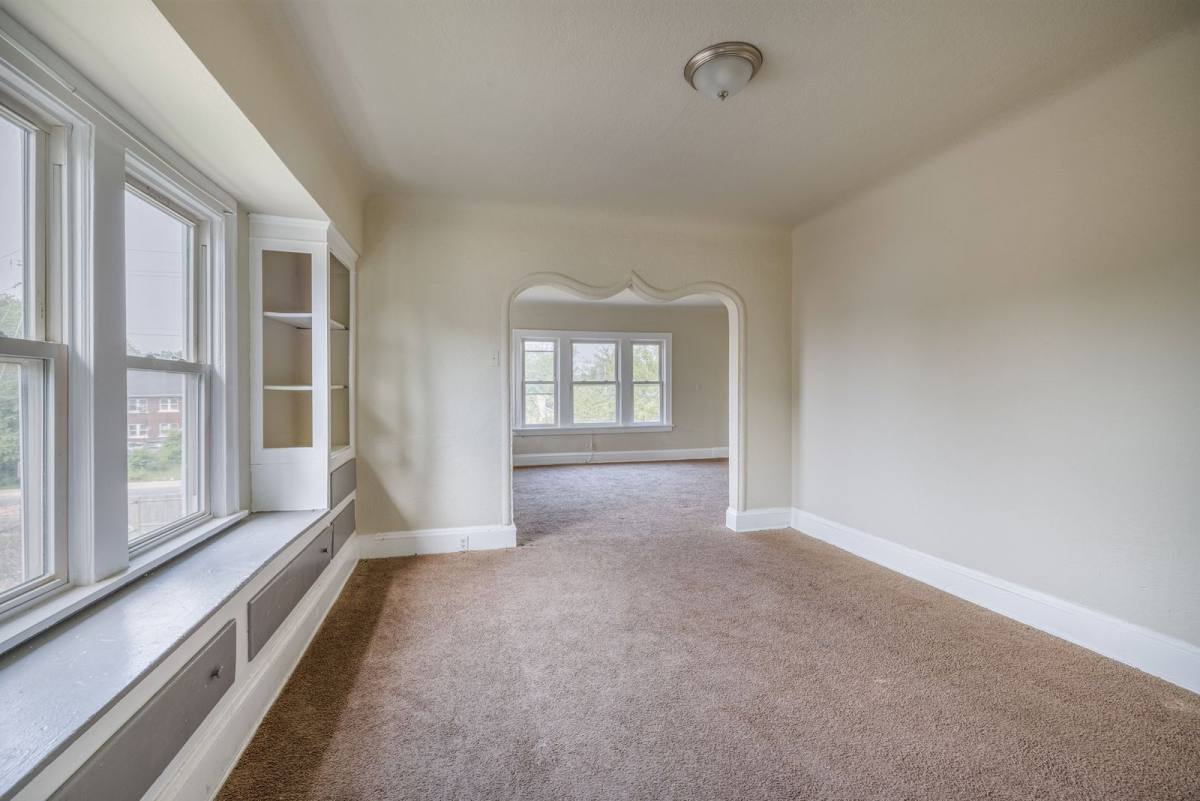 Apartment for rent at 3691 E 116th St, Cleveland, OH 44105