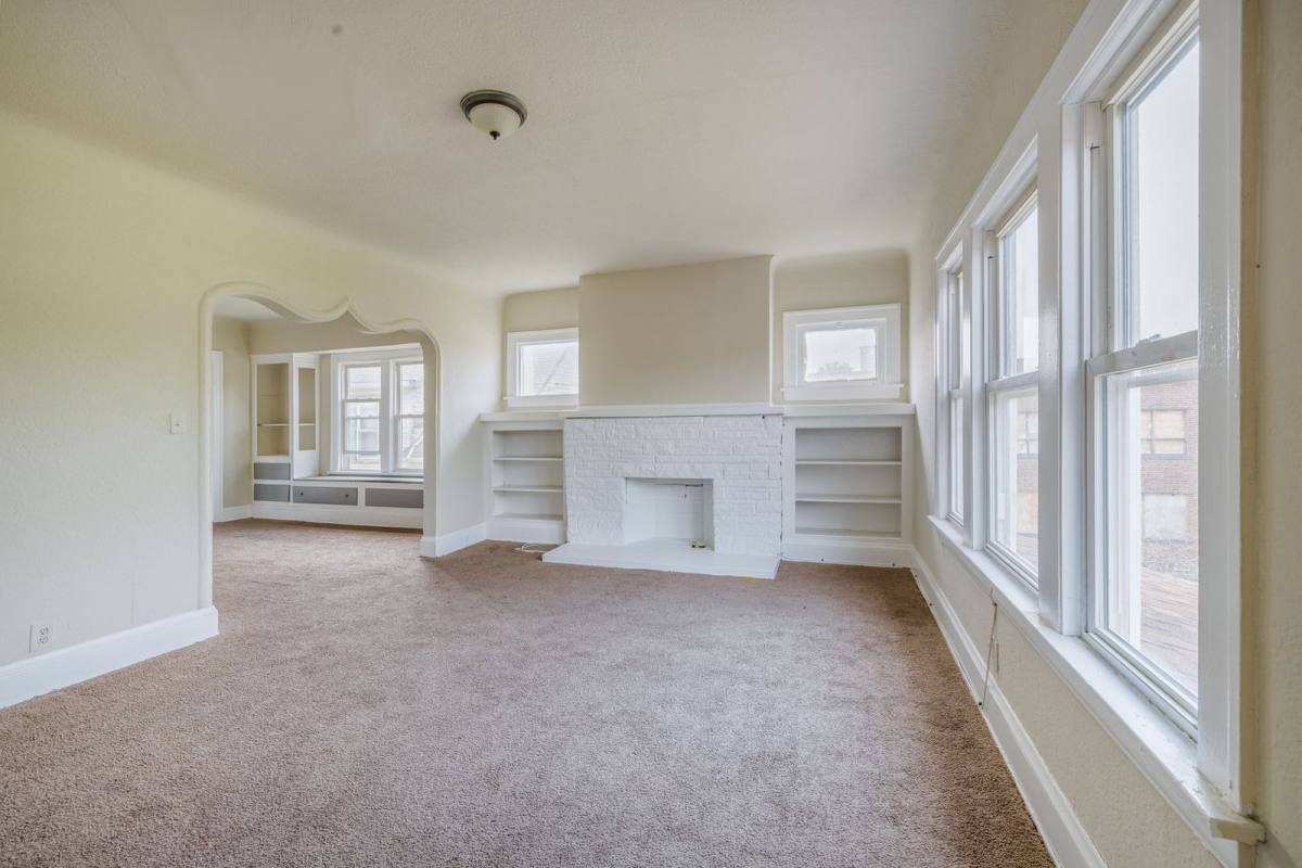 Apartment for rent at 3691 E 116th St, Cleveland, OH 44105