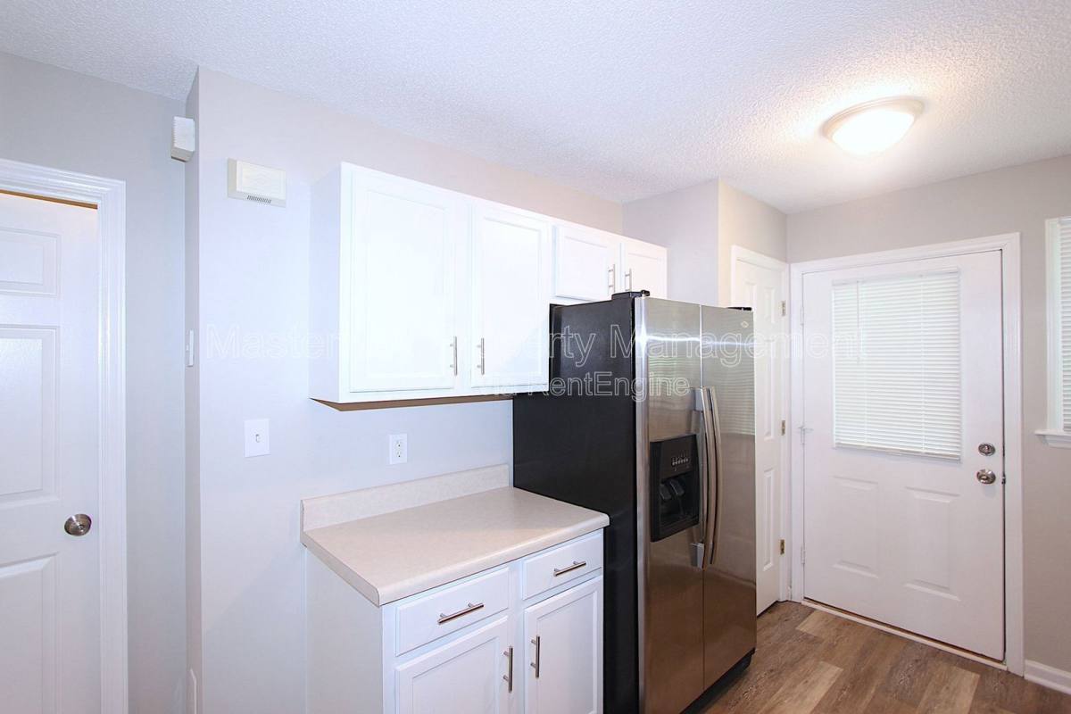 Townhouse for rent at 3705 Votive Lane, Raleigh, NC 27604