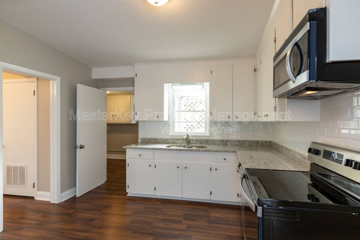 House for rent at 6313 Johnsdale Rd, Raleigh, NC 27615