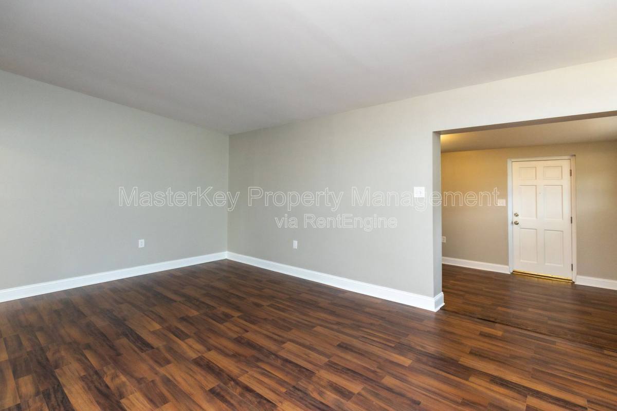 House for rent at 6313 Johnsdale Rd, Raleigh, NC 27615