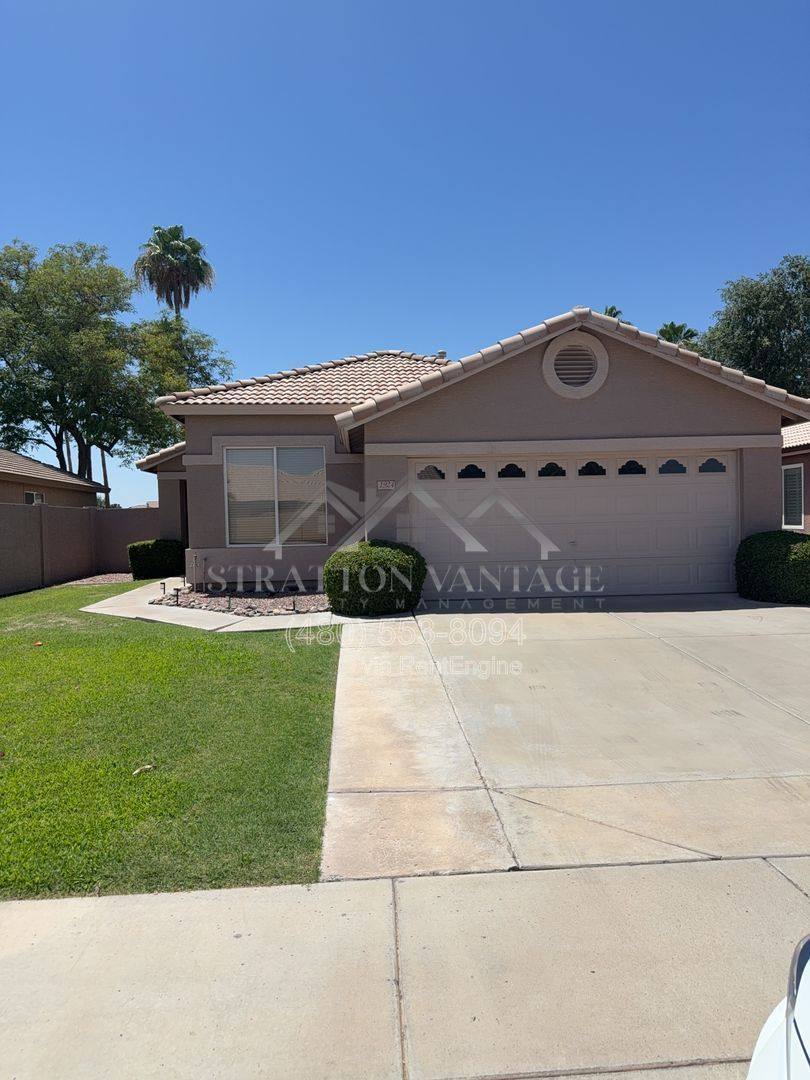 1924 S Oak St, Gilbert, AZ 85233 - House for Rent