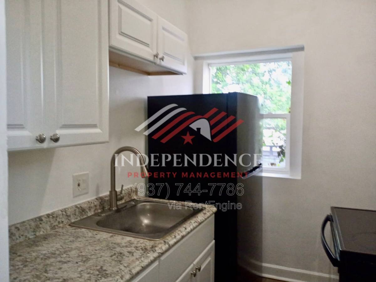 Apartment for rent at 408 N Wayne St #11, Piqua, OH 45356
