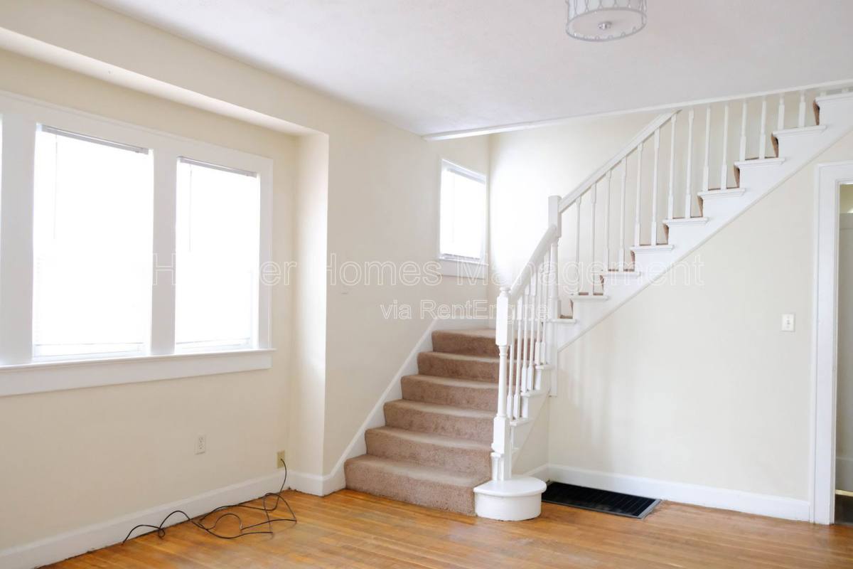 Apartment for rent at 4245 College #4247, Indianapolis, IN 46205