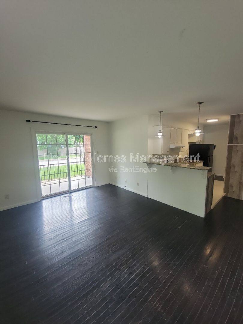 Apartment for rent at 770 E 61st St #1, Indianapolis, IN 46220