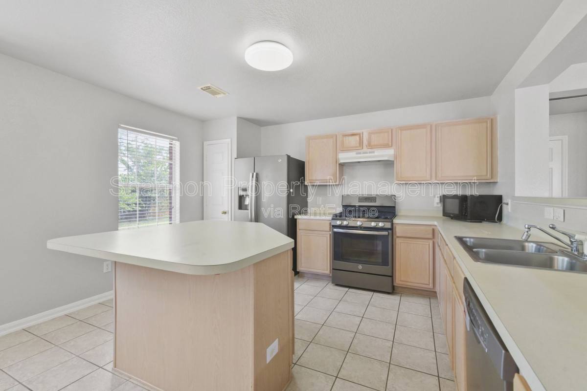 House for rent at 21106 Blackbluff Court, Katy, TX 77449