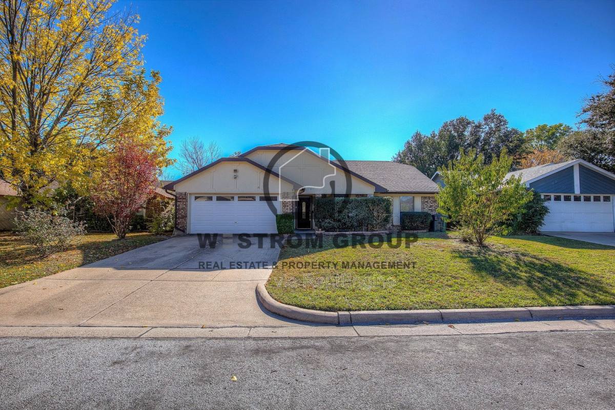 House for rent at 420 Revolution Lane, Arlington, TX 76002