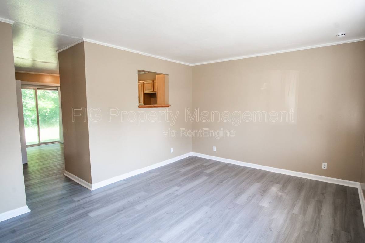 Apartment for rent at 113 Louella Dr, Maryville, TN 37803