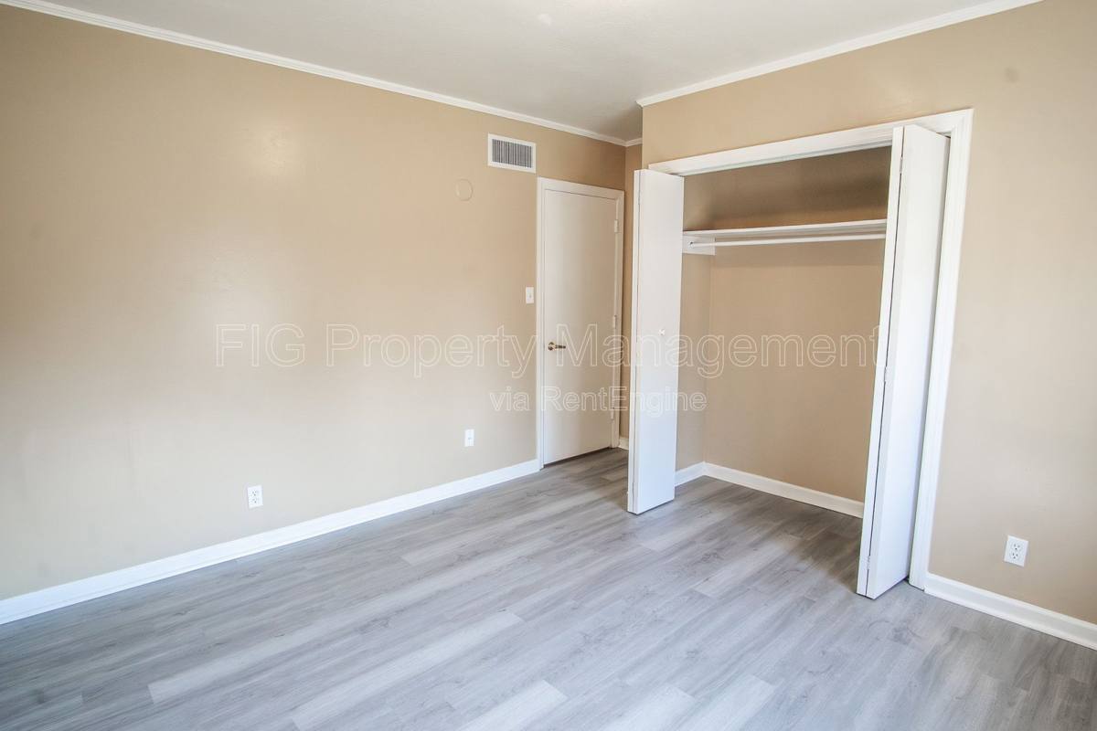 Apartment for rent at 113 Louella Dr, Maryville, TN 37803