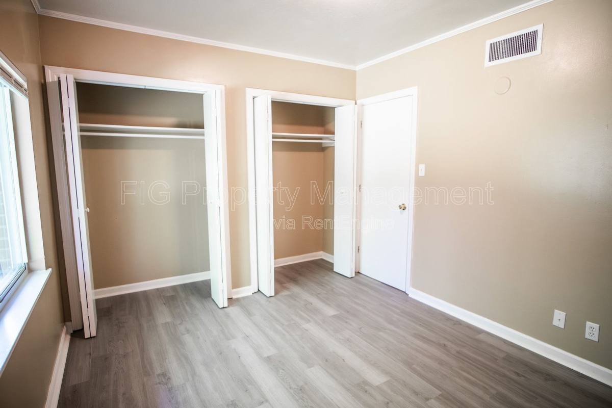 Apartment for rent at 113 Louella Dr, Maryville, TN 37803