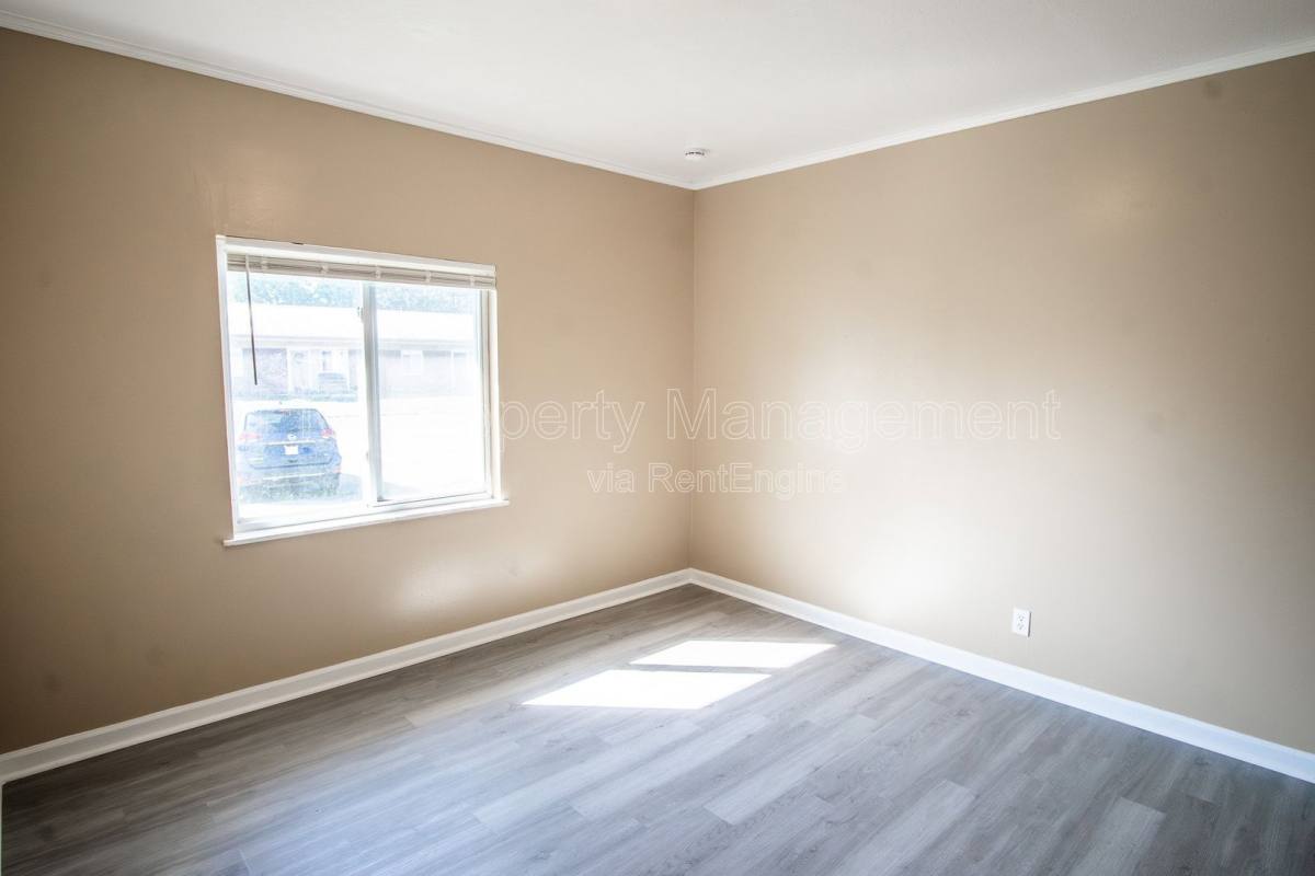 Apartment for rent at 113 Louella Dr, Maryville, TN 37803