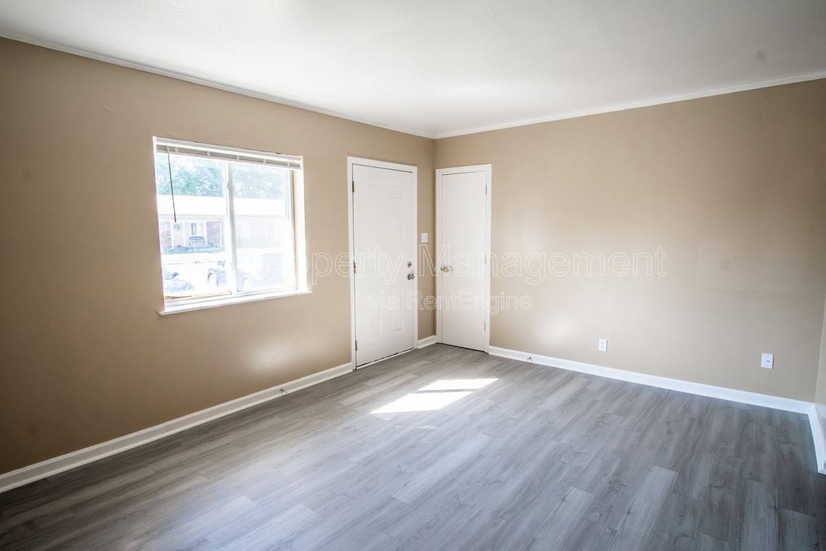 Apartment for rent at 113 Louella Dr, Maryville, TN 37803