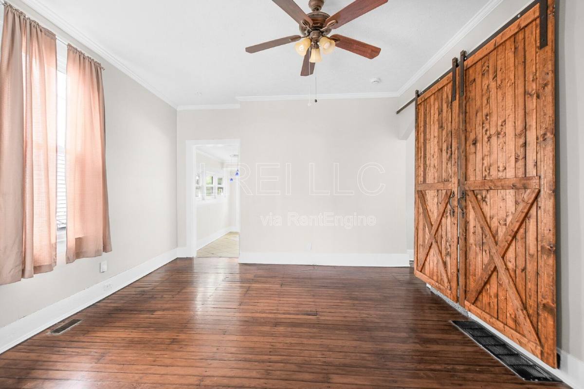 House for rent at 1014 Goss Ave, Louisville, KY 40217