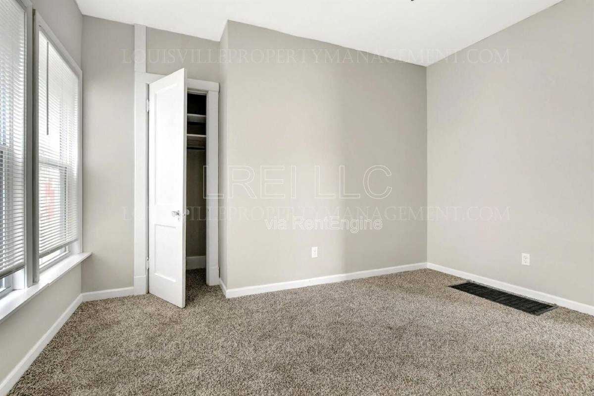 Apartment for rent at 4141 W Market St #1, Louisville, KY 40212