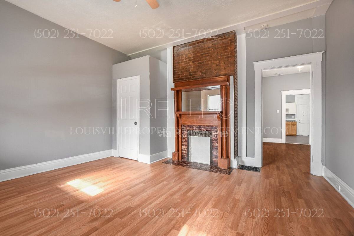 House for rent at 1821 Date St, Louisville, KY 40210