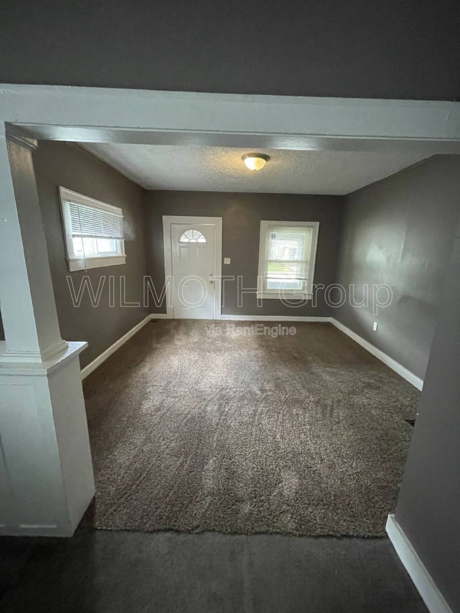 House for rent at 4214 E Washington St, Indianapolis, IN 46201
