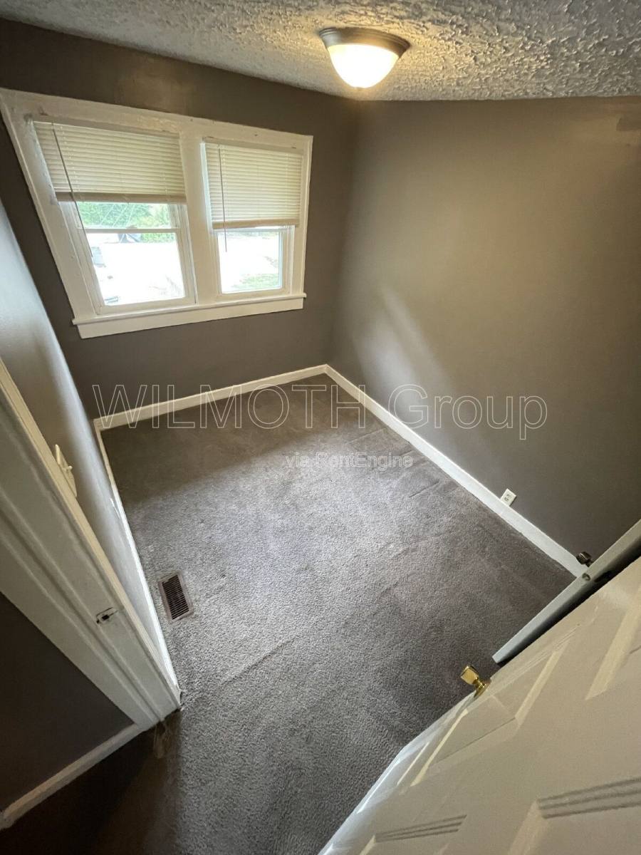 House for rent at 4214 E Washington St, Indianapolis, IN 46201