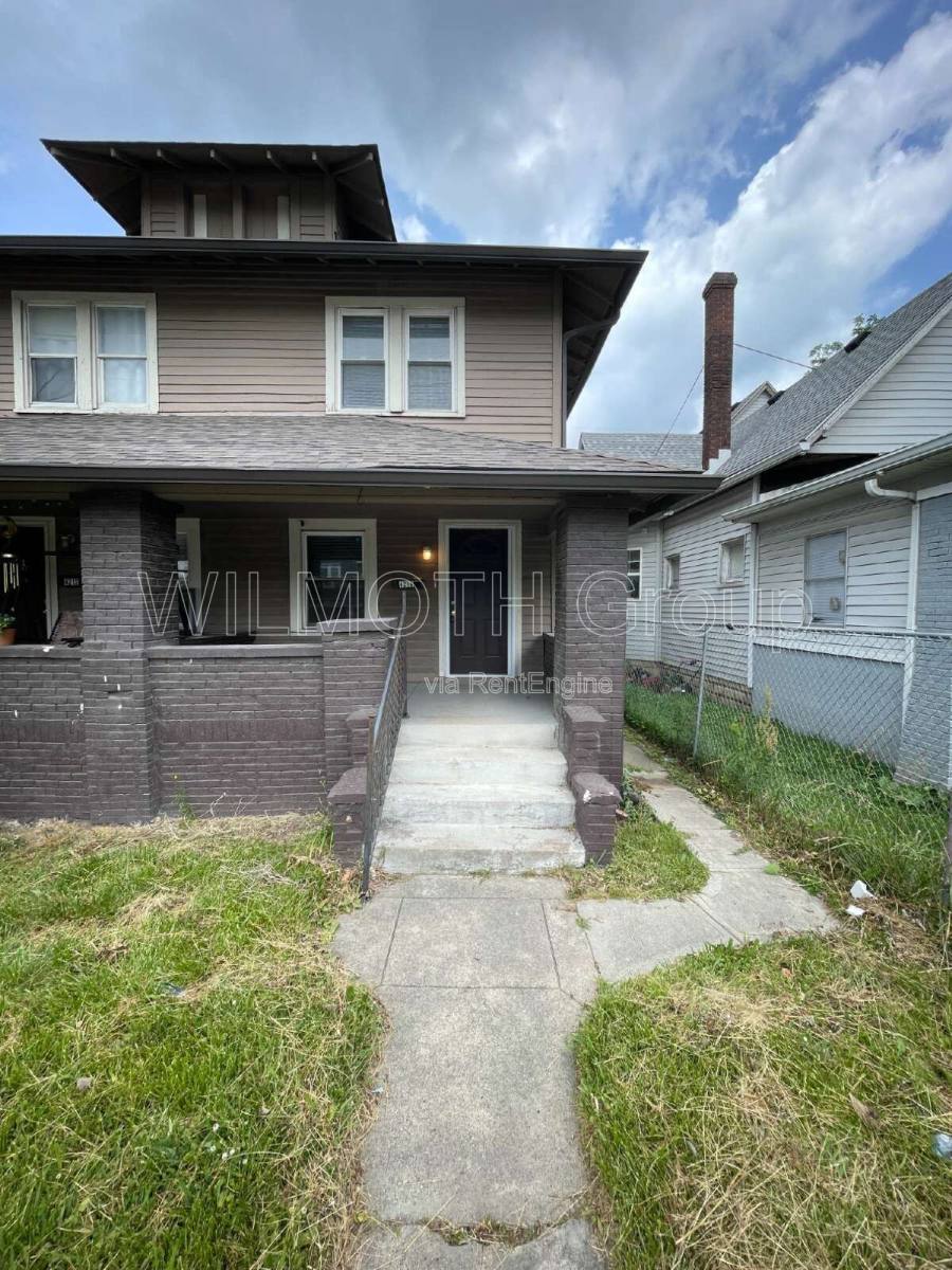 4214 E Washington St, Indianapolis, IN 46201 - House for Rent