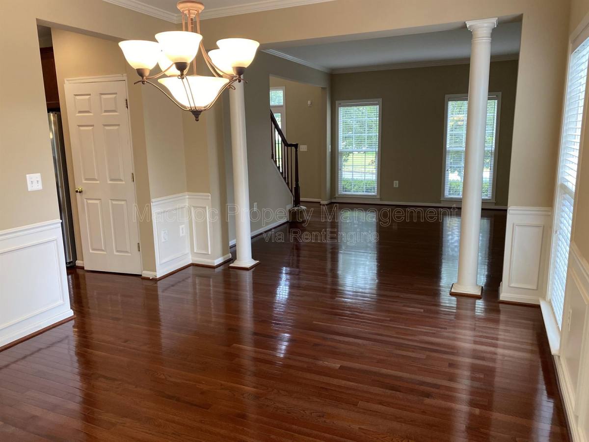 House for rent at 121 Riggs Rd, Fredericksburg, VA 22405