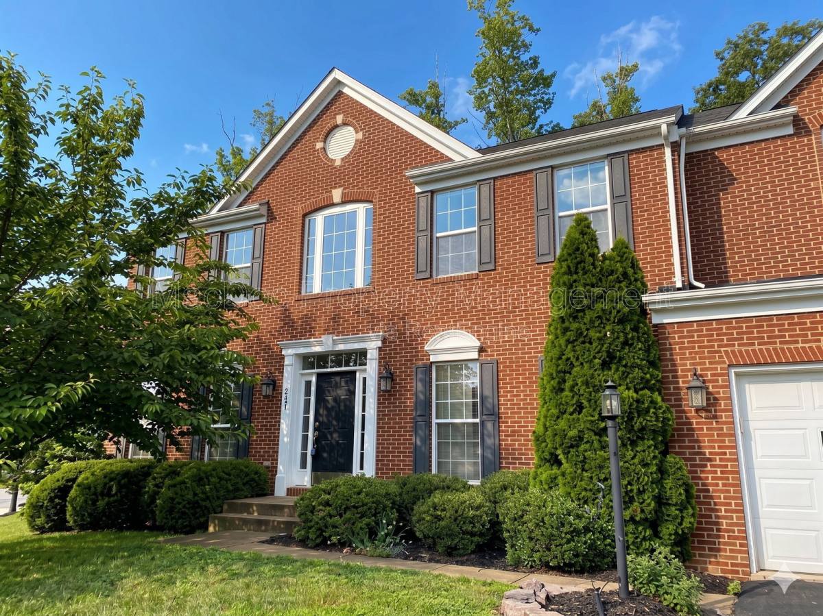 House for rent at 121 Riggs Rd, Fredericksburg, VA 22405