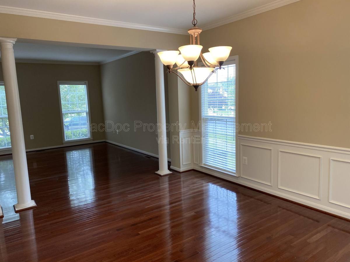 House for rent at 121 Riggs Rd, Fredericksburg, VA 22405