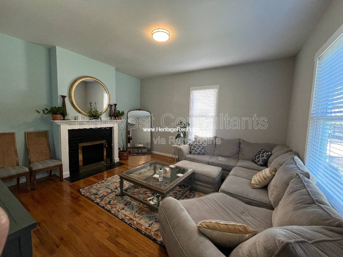 House for rent at 3833 Isabella Ave, Cincinnati, OH 45209