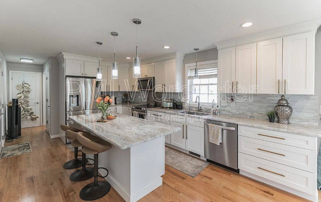 House for rent at 1 Sourwood Circle, Worcester, MA 01605