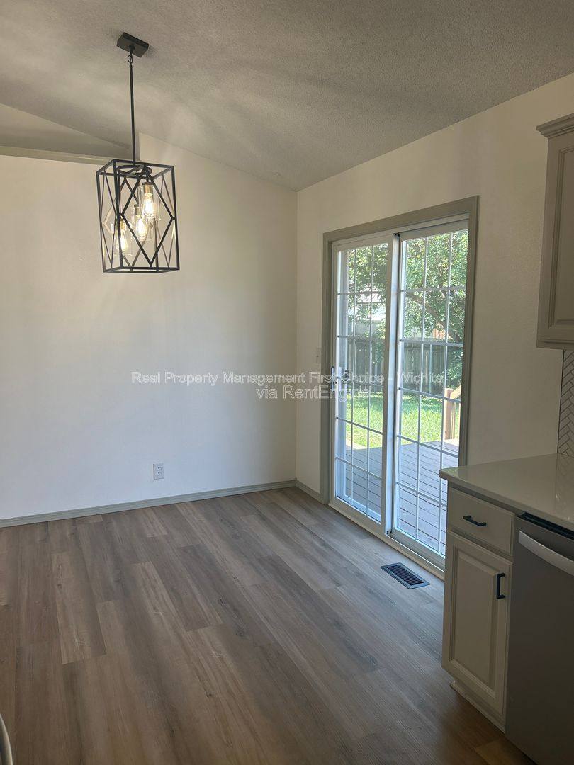 House for rent at 1823 S Shiloh St, Wichita, KS 67207