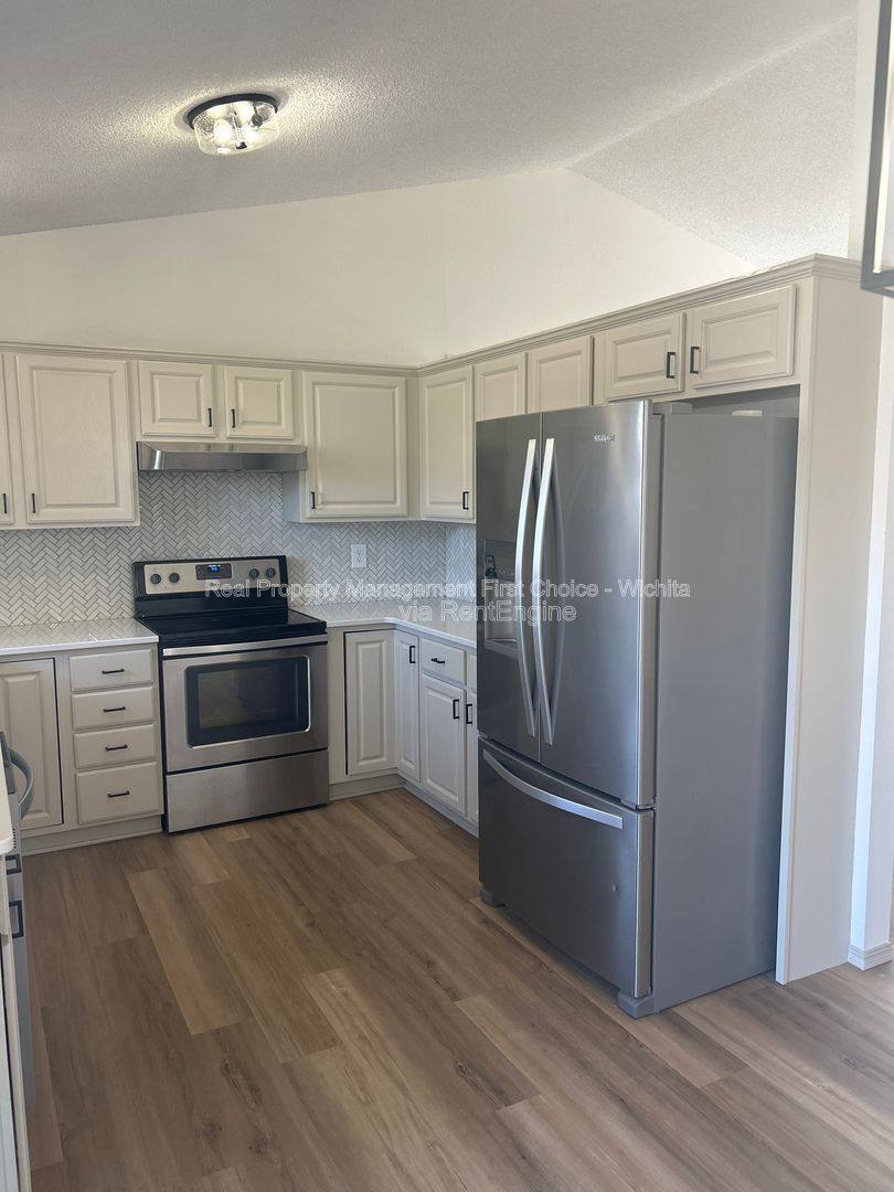 House for rent at 1823 S Shiloh St, Wichita, KS 67207