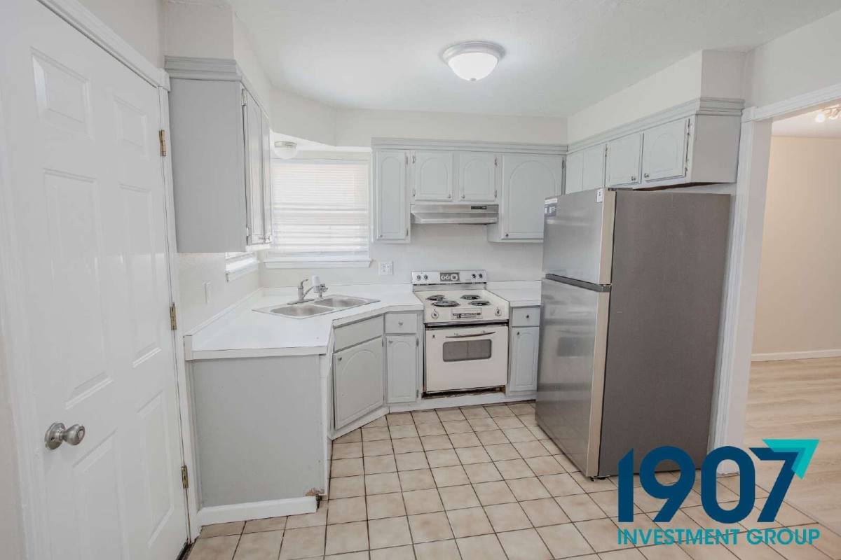Apartment for rent at 1247 W Huntington Way #A, Mustang, OK 73064