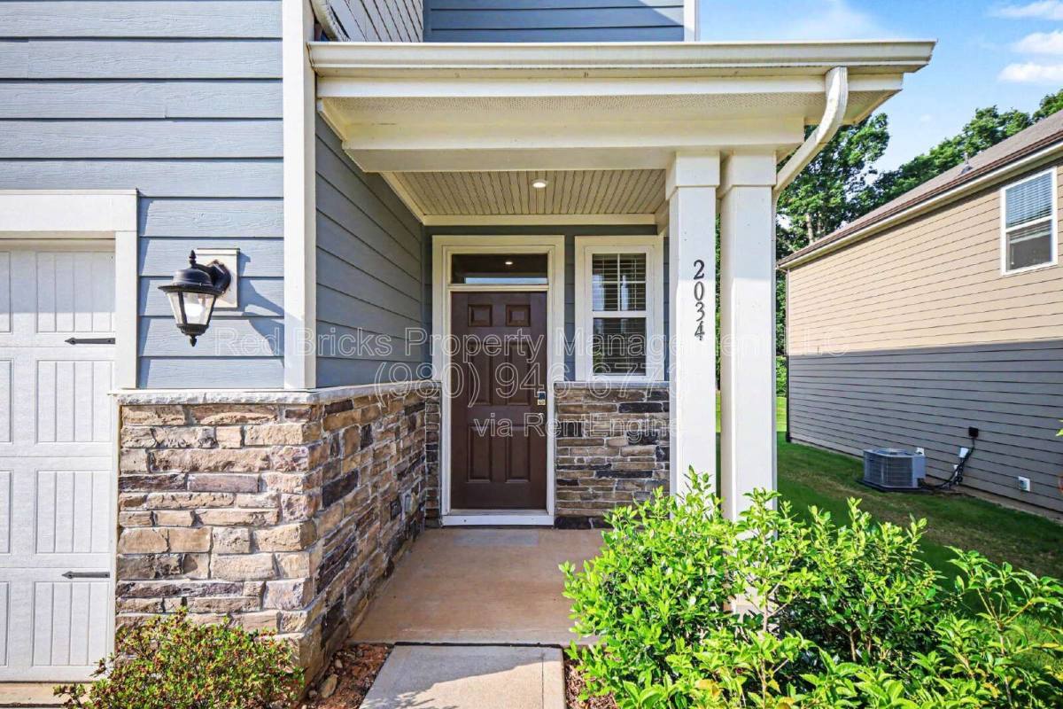 House for rent at 2034 Blue Sky Meadows Dr, Monroe, NC 28110