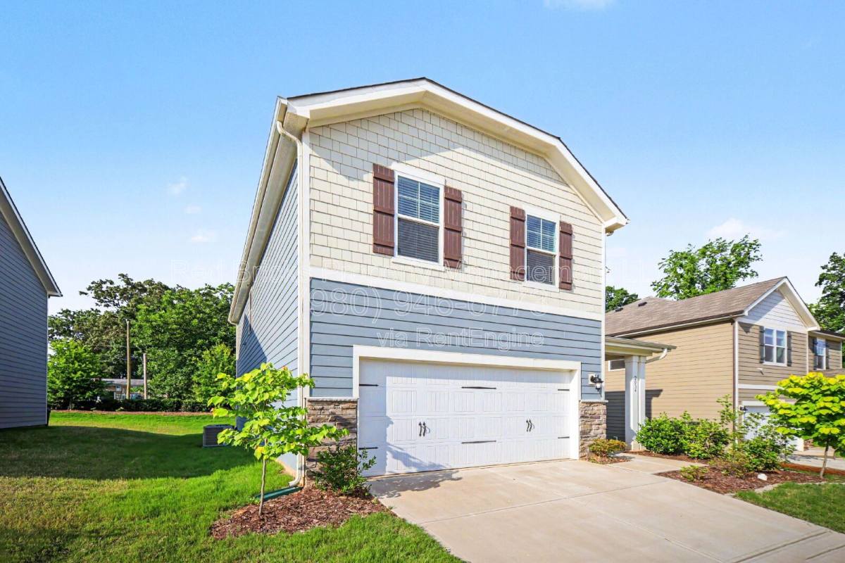 House for rent at 2034 Blue Sky Meadows Dr, Monroe, NC 28110