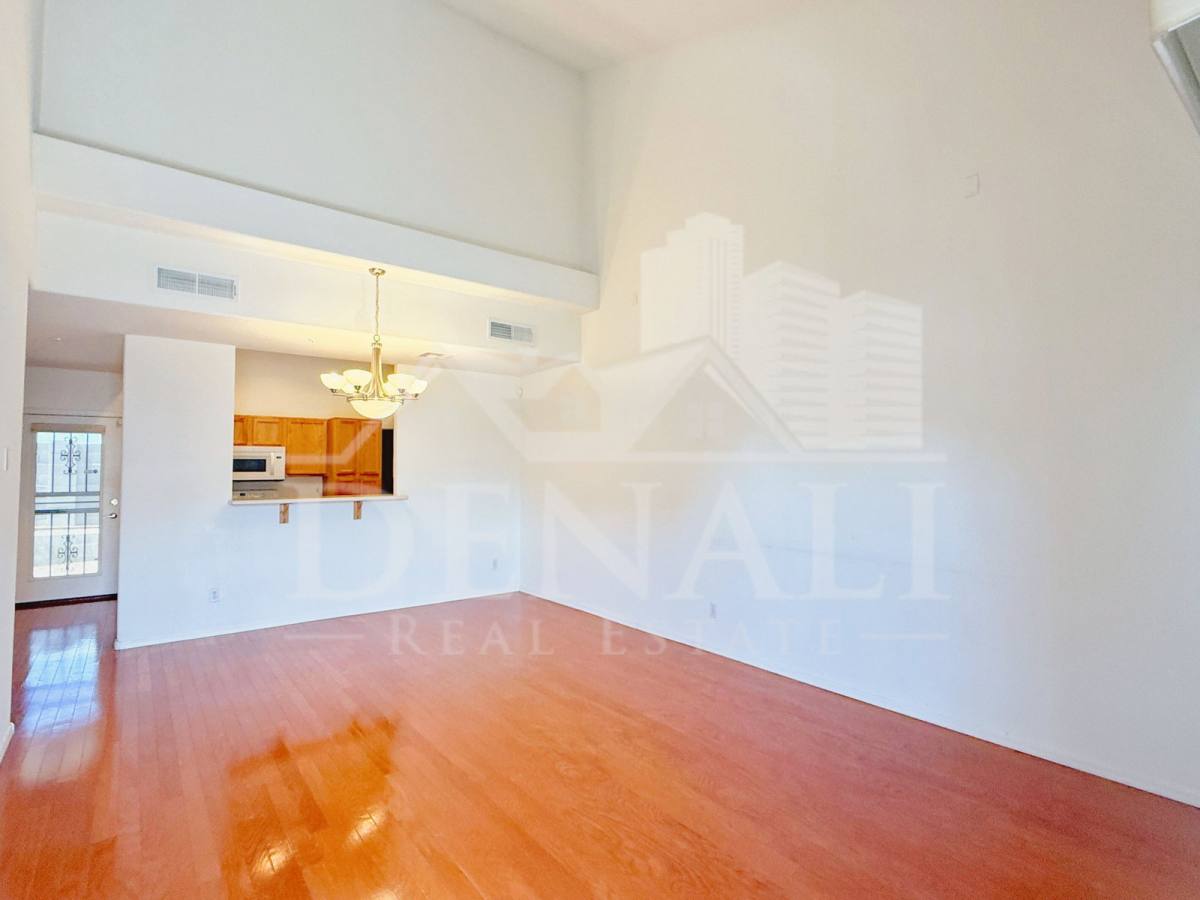 Townhouse for rent at 15802 N Hidden Valley Lane, Peoria, AZ 85382