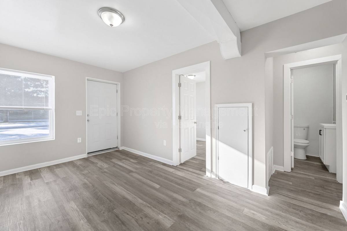 Apartment for rent at 6739 Ford Ave, Warren, MI 48091