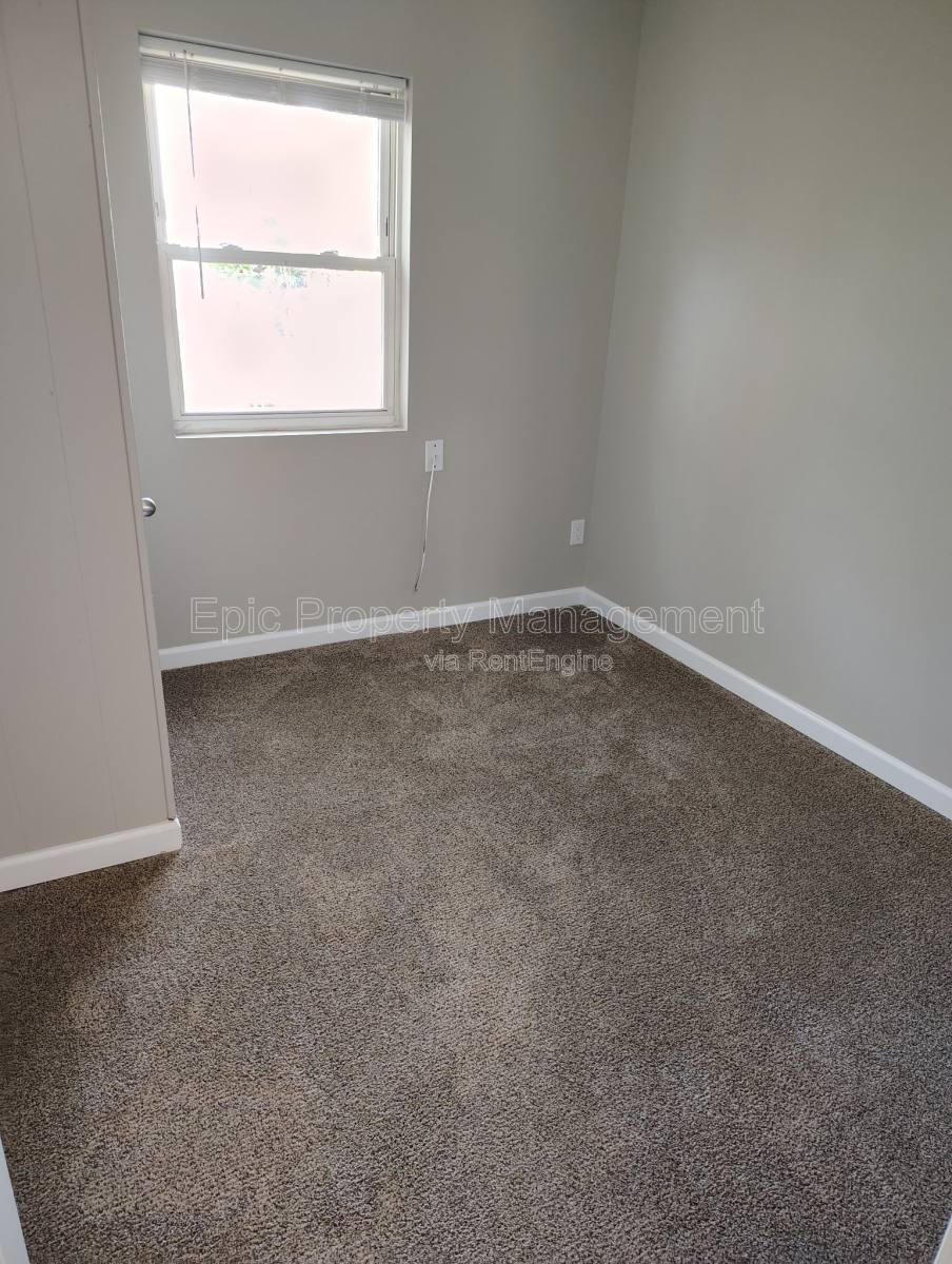 Apartment for rent at 6739 Ford Ave, Warren, MI 48091
