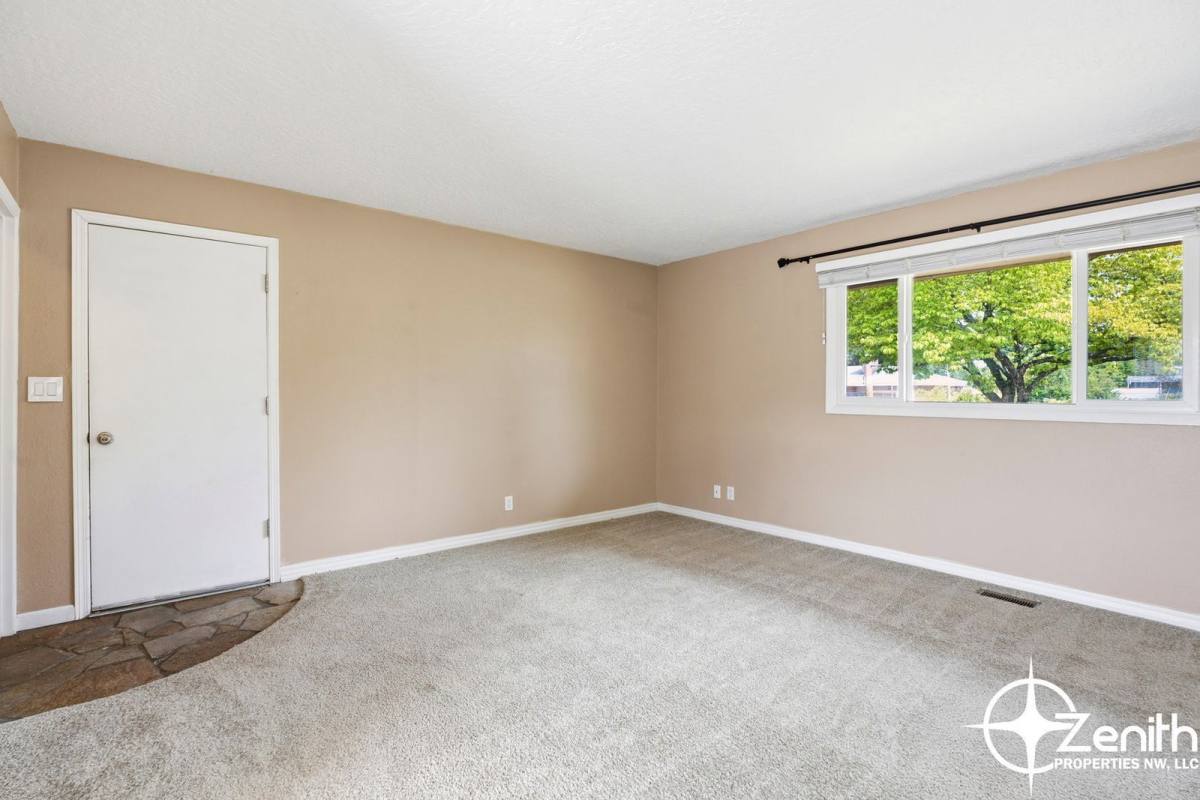 House for rent at 8317 Chesapeake Dr, Vancouver, WA 98664