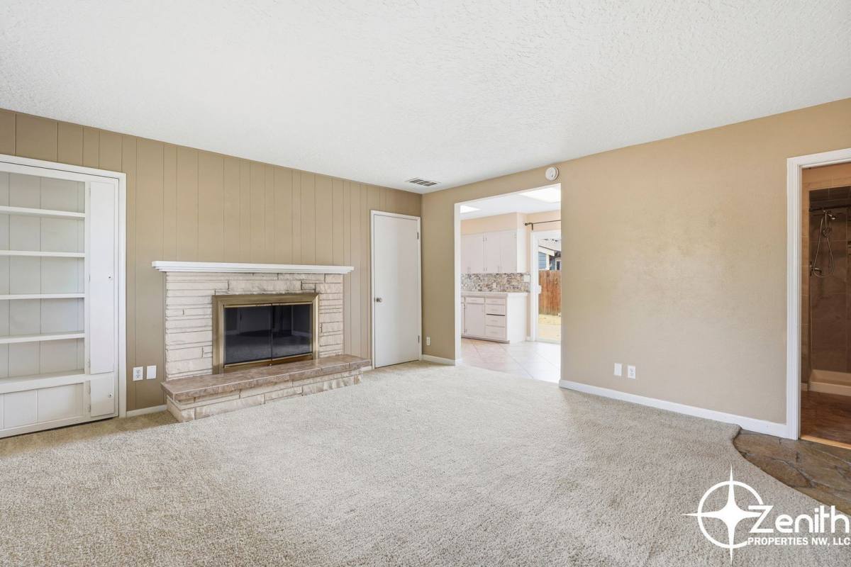 House for rent at 8317 Chesapeake Dr, Vancouver, WA 98664