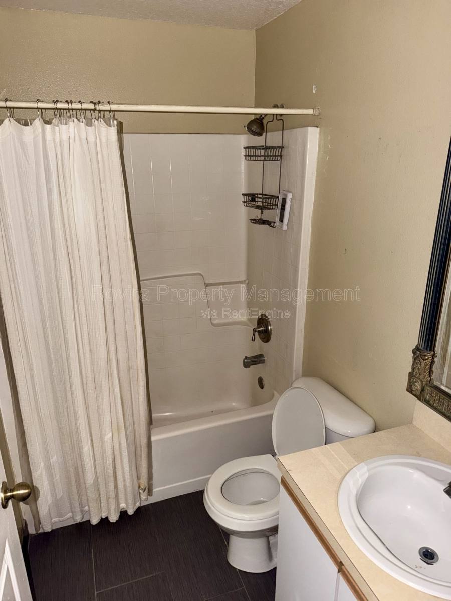 Apartment for rent at 1326 Aguacate Court, Orlando, FL 32837