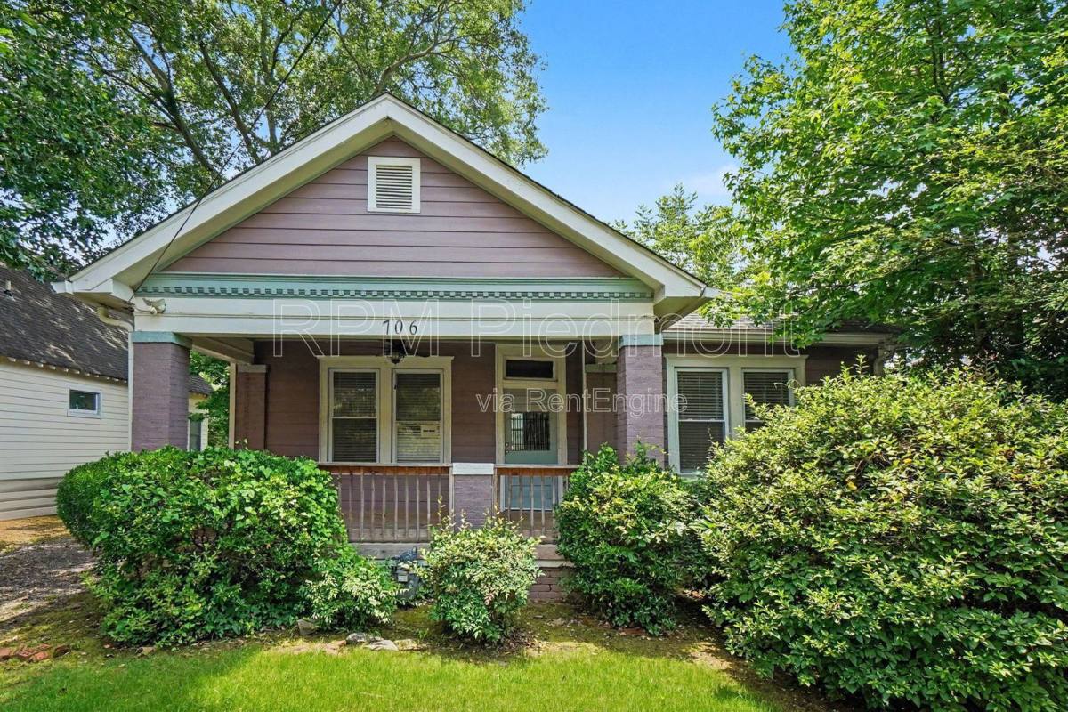 House for rent at 706 Catherine St SW, Atlanta, GA 30310