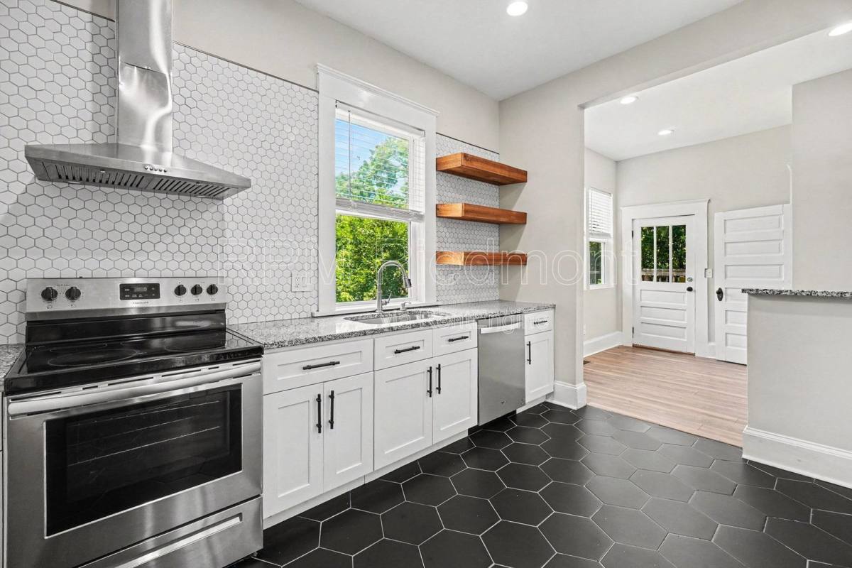 House for rent at 706 Catherine St SW, Atlanta, GA 30310
