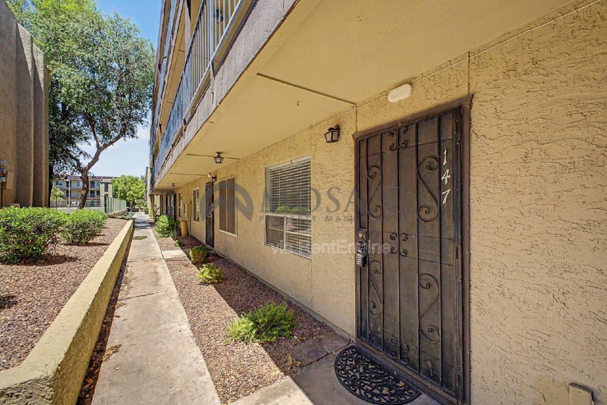 Condo for rent at 461 W Holmes Ave #147, Mesa, AZ 85210