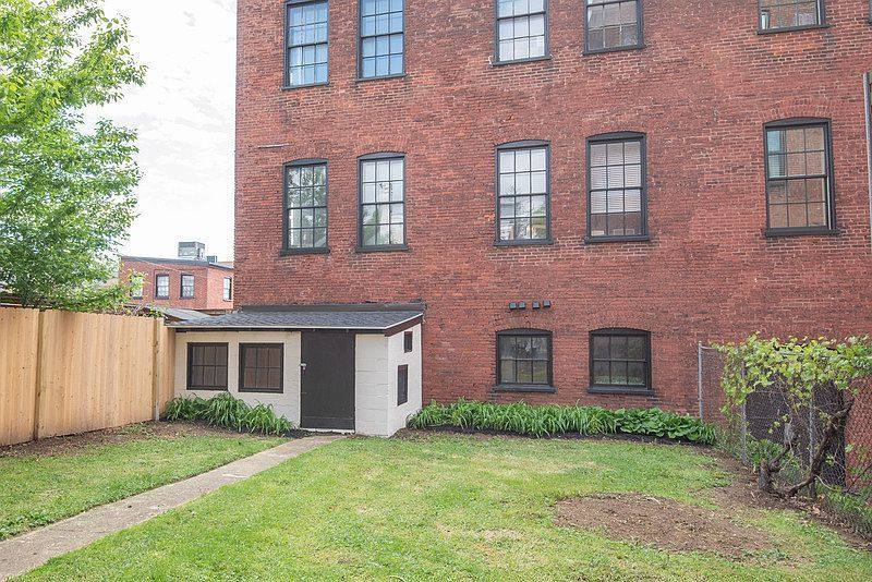 Apartment for rent at 323 N Mulberry St #1, Lancaster, PA 17603