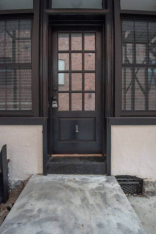 Apartment for rent at 323 N Mulberry St #1, Lancaster, PA 17603
