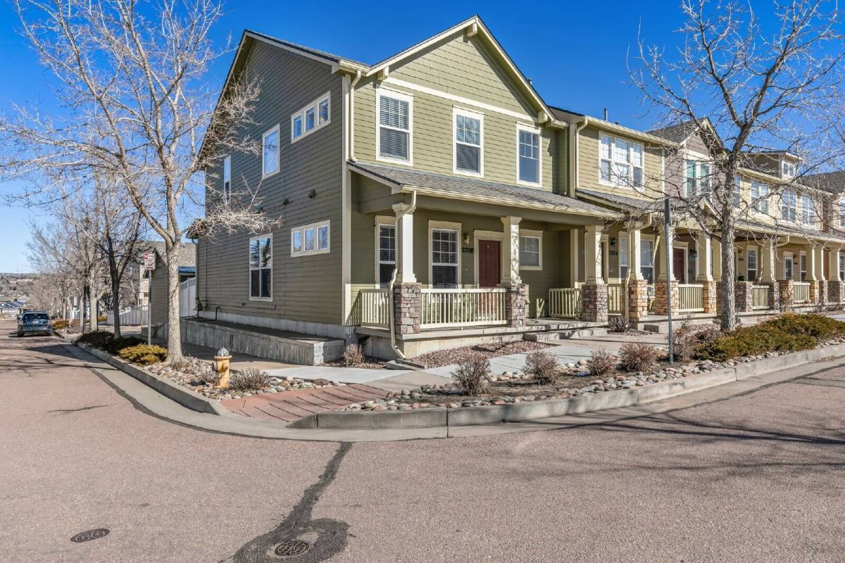 Townhouse for rent at 2208 Gilpin Ave, Colorado Springs, CO 80910