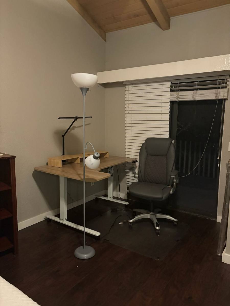 Apartment for rent at 21372 Brookhurst St #128, Huntington Beach, CA 92646