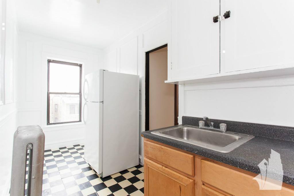 Apartment for rent at 2700 N Spaulding Ave, Chicago, IL 60647