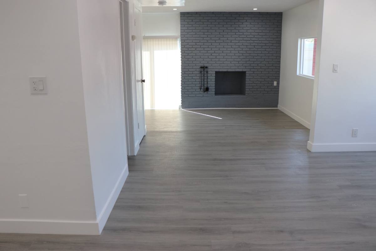 Townhouse for rent at 6104 Costello Ave #4, Van Nuys, CA 91401