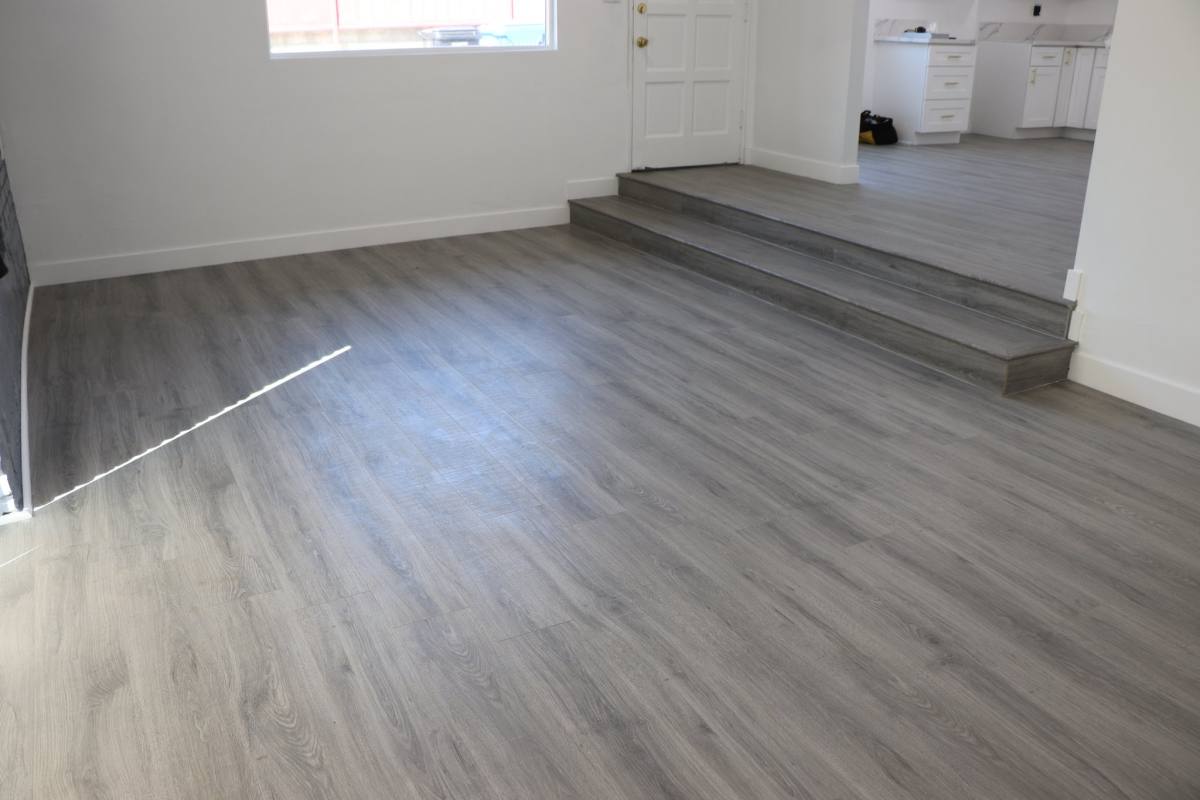 Townhouse for rent at 6104 Costello Ave #4, Van Nuys, CA 91401